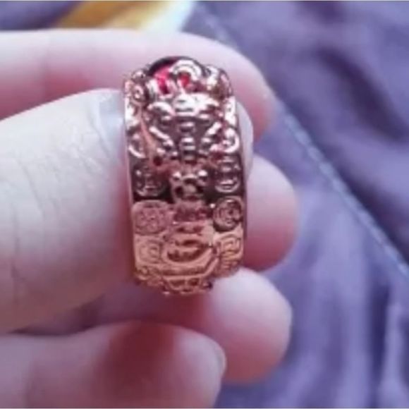 Rose gold titanium Chinese luck symbols dragon and red glass adjustable ring new - Picture 4 of 6